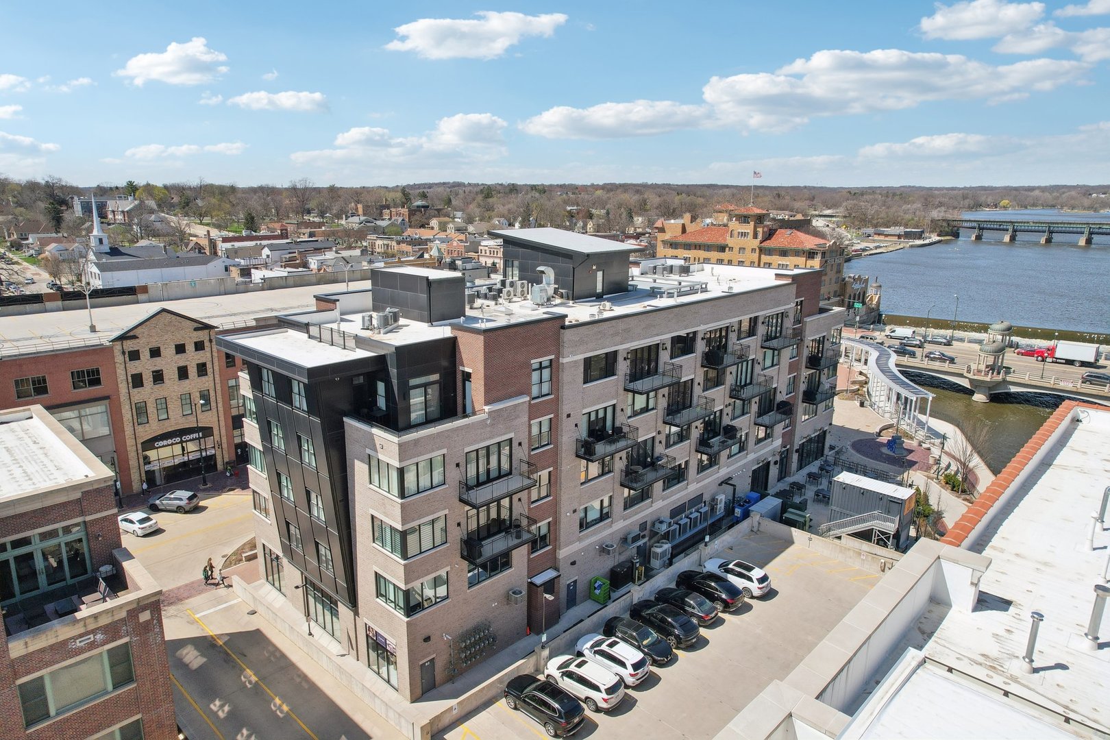 50 S 1st Street Unit: 5D