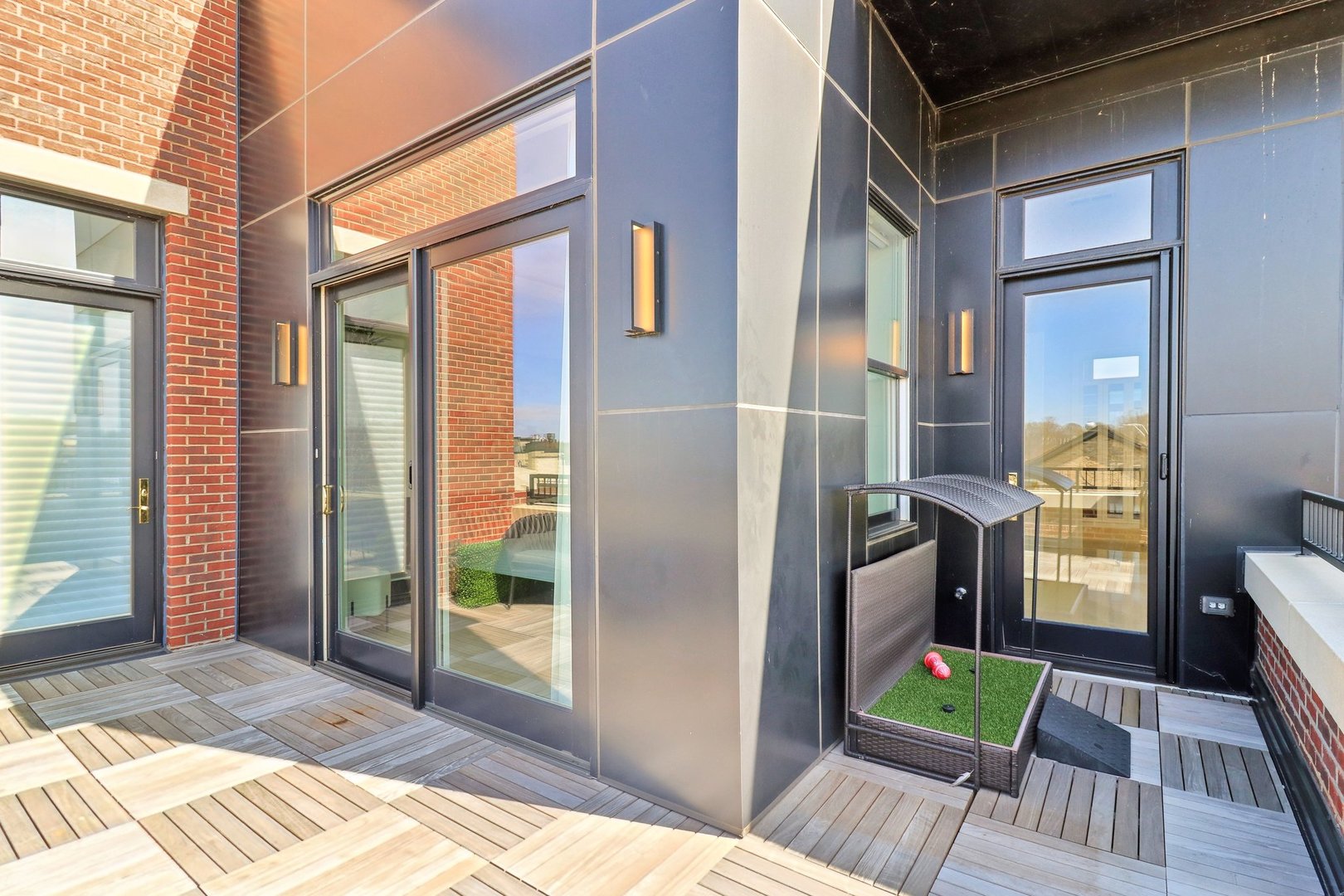50 S 1st Street Unit: 5D