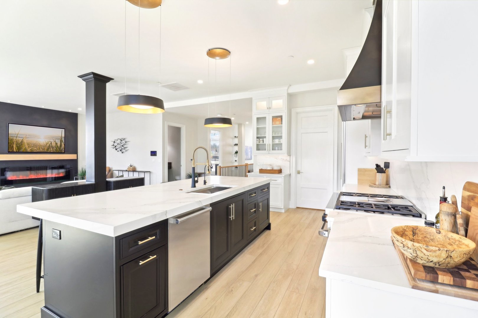 50 S 1st Street Unit: 5D