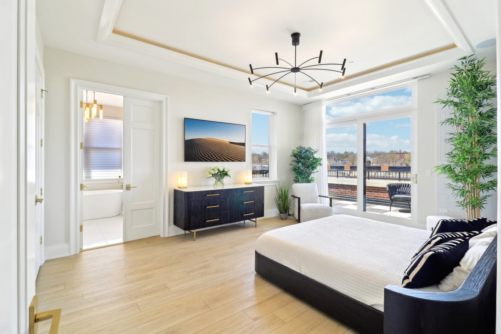 50 S 1st Street Unit: 5D