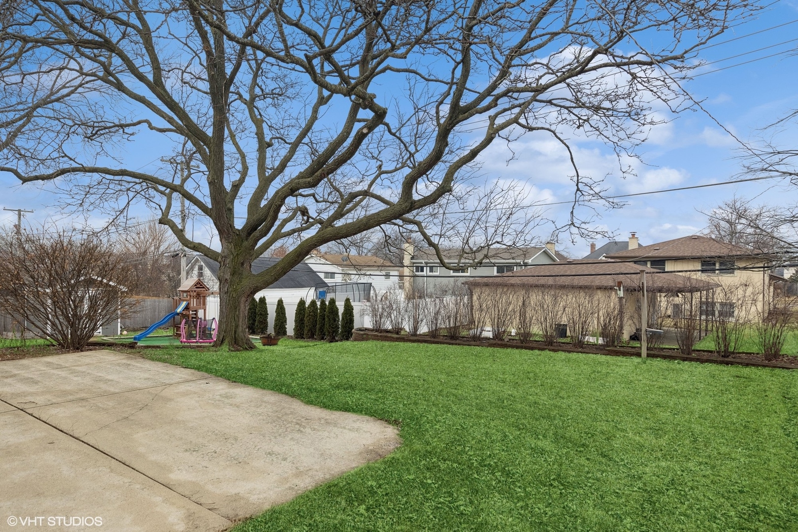 940 S Cedar Avenue