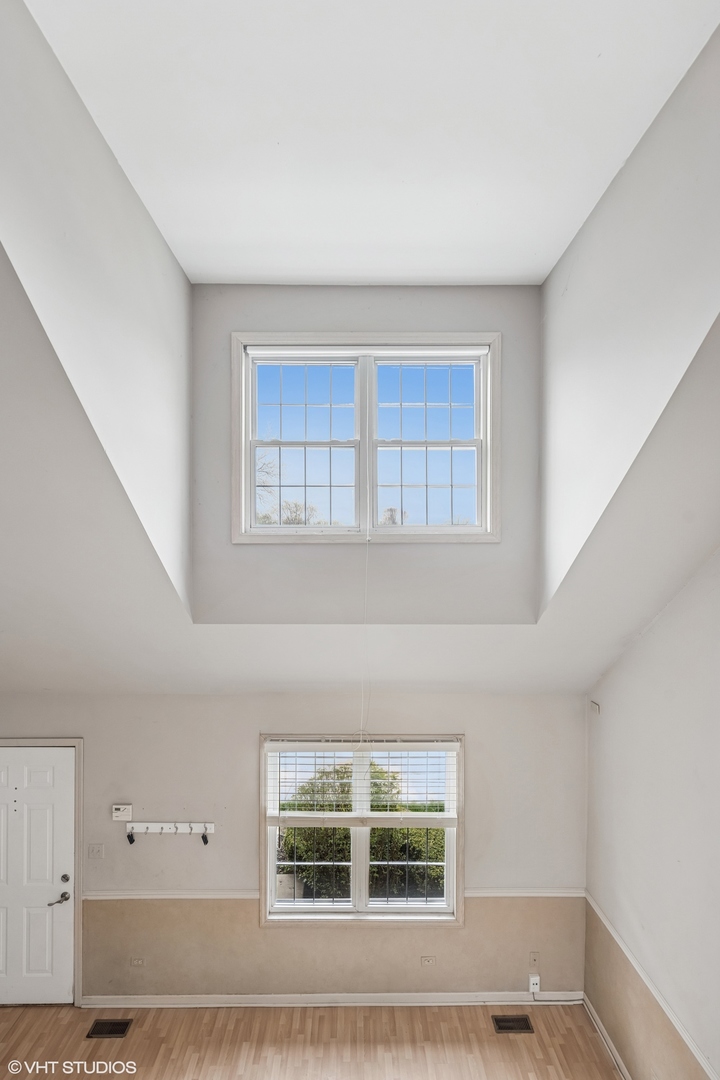 427 W Saint Charles Road