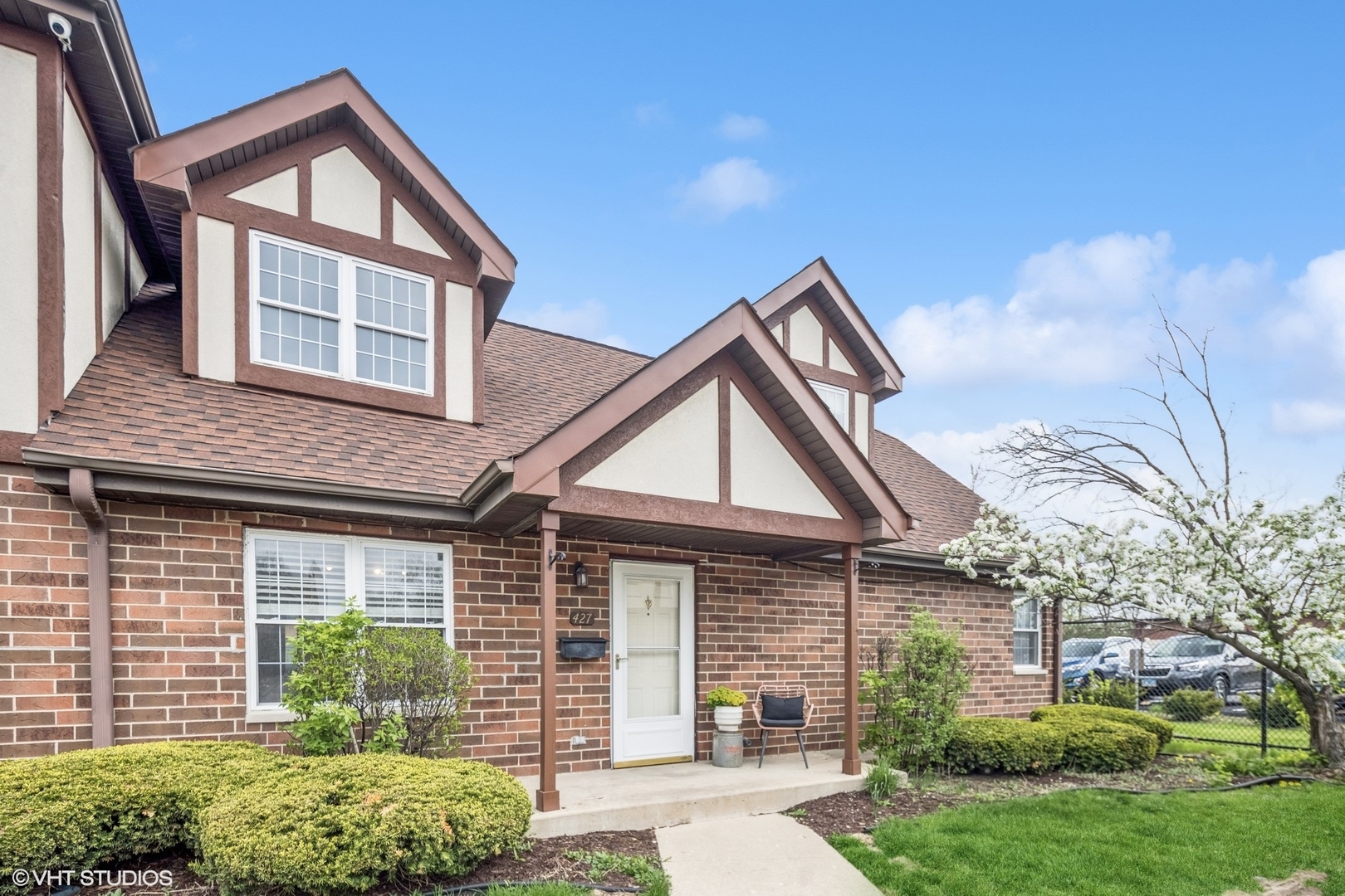 427 W Saint Charles Road