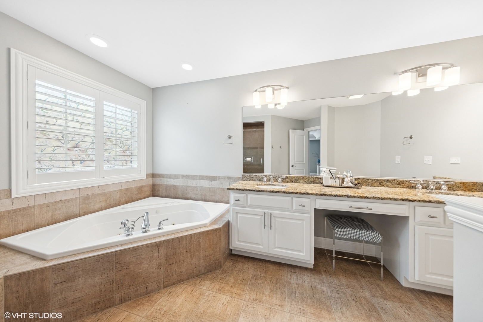410 W 2nd Street