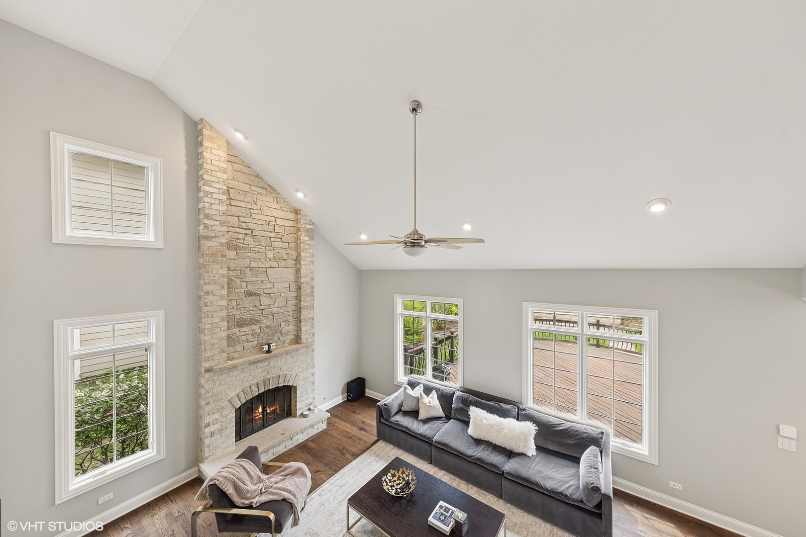 410 W 2nd Street