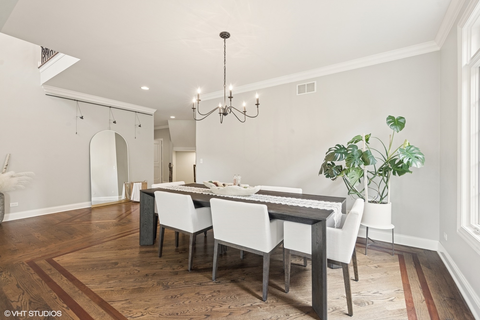 410 W 2nd Street