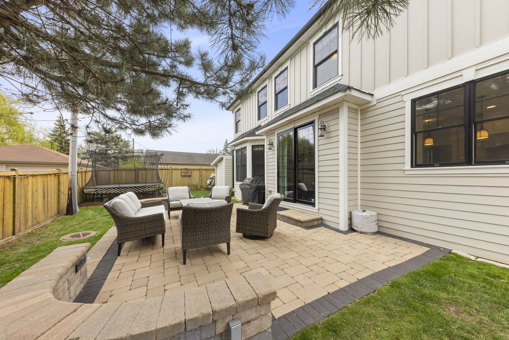 446 W Fremont Avenue