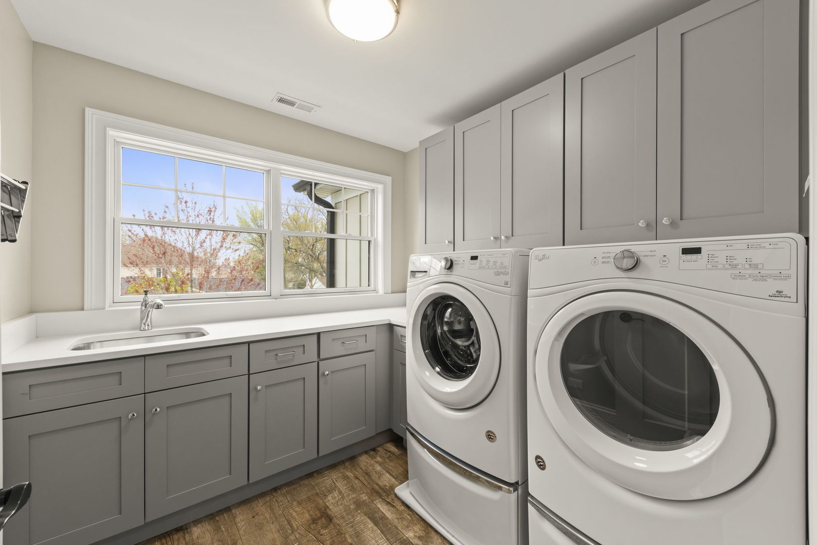 446 W Fremont Avenue