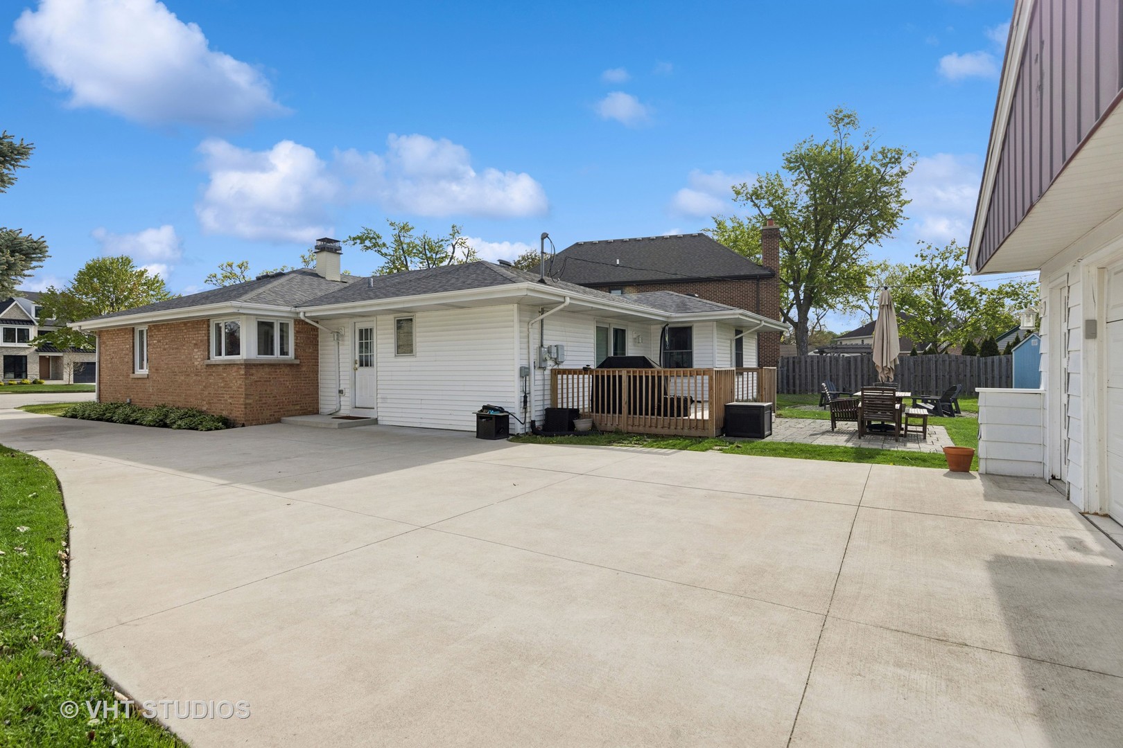 454 N Highland Avenue