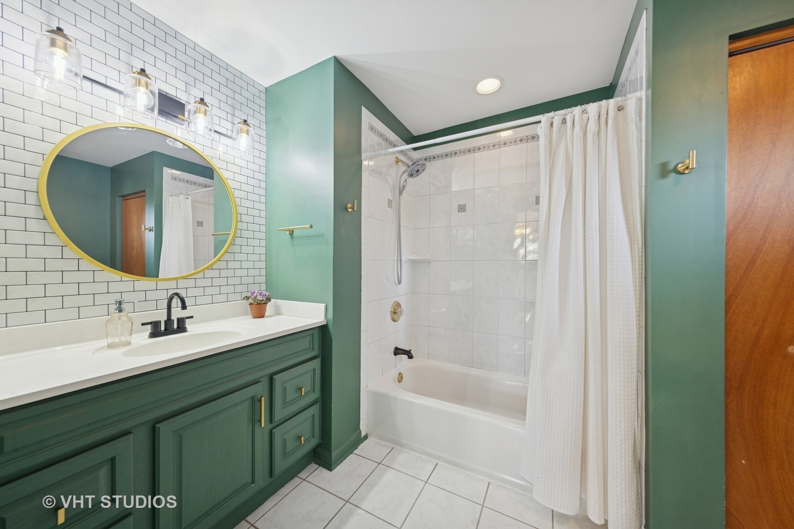 454 N Highland Avenue