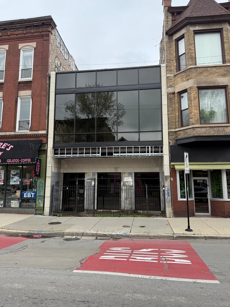 1954 W Chicago Avenue