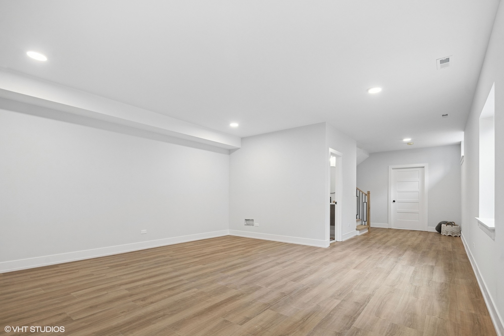 112 N Center Street Unit: B