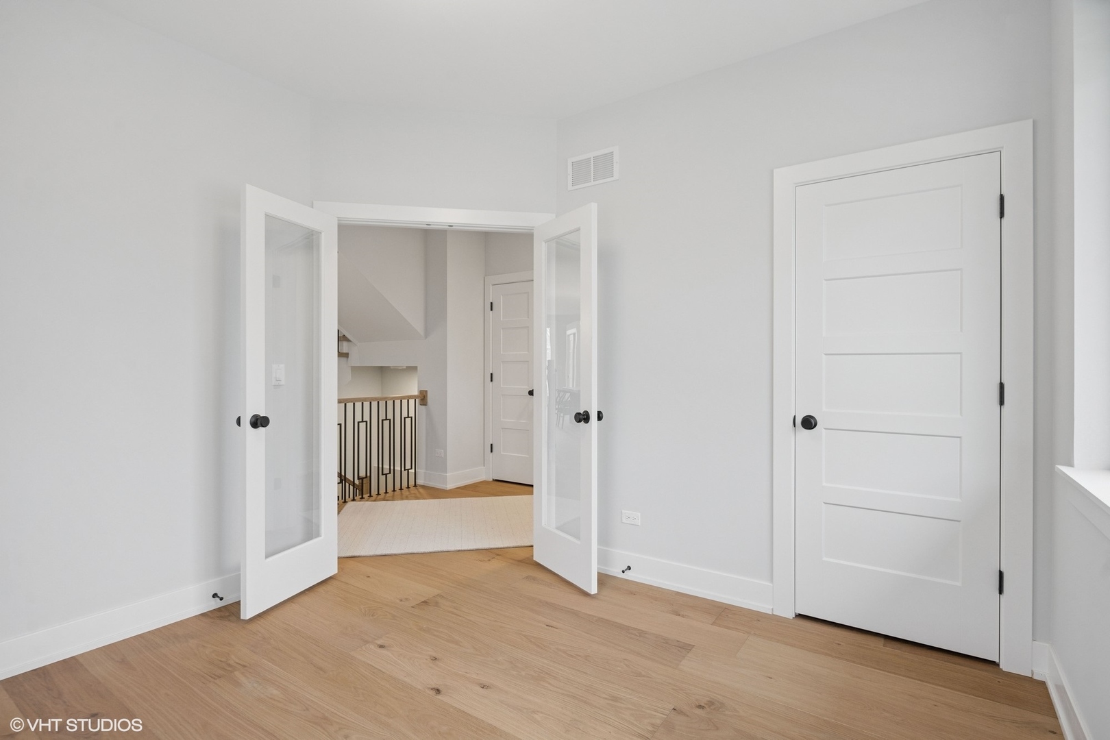 112 N Center Street Unit: B