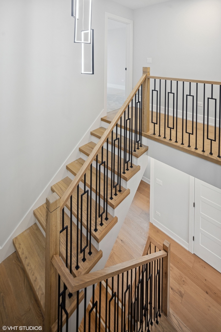 112 N Center Street Unit: B