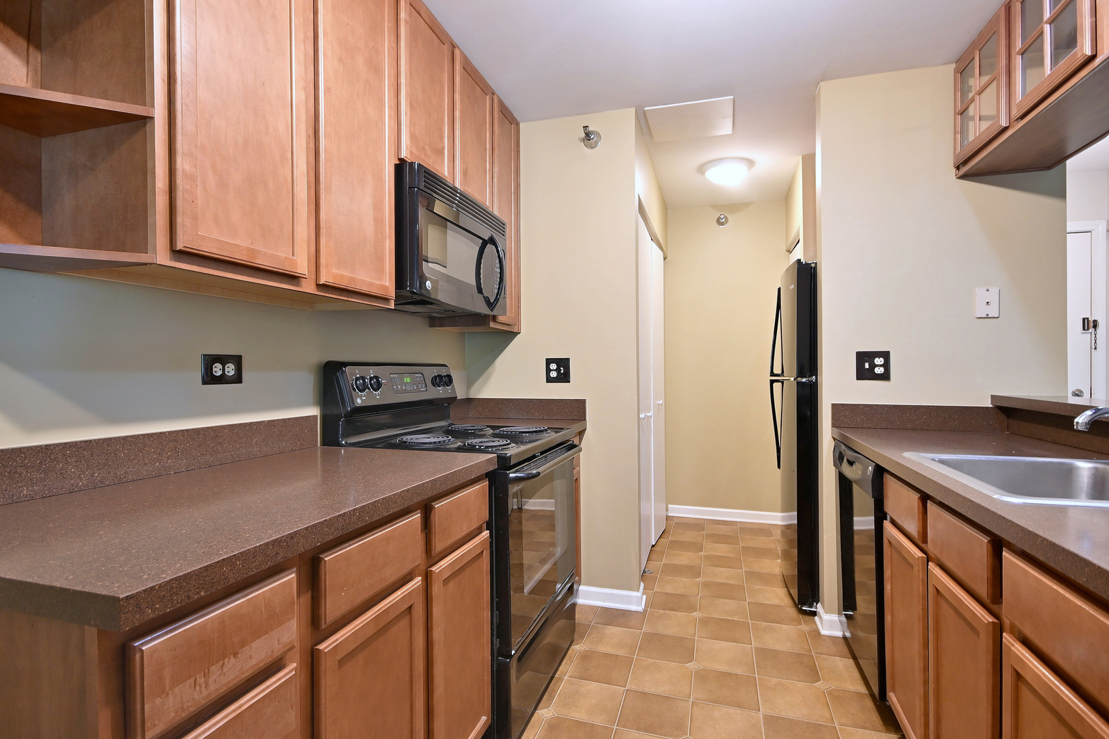 210 Glengarry Drive Unit: 212