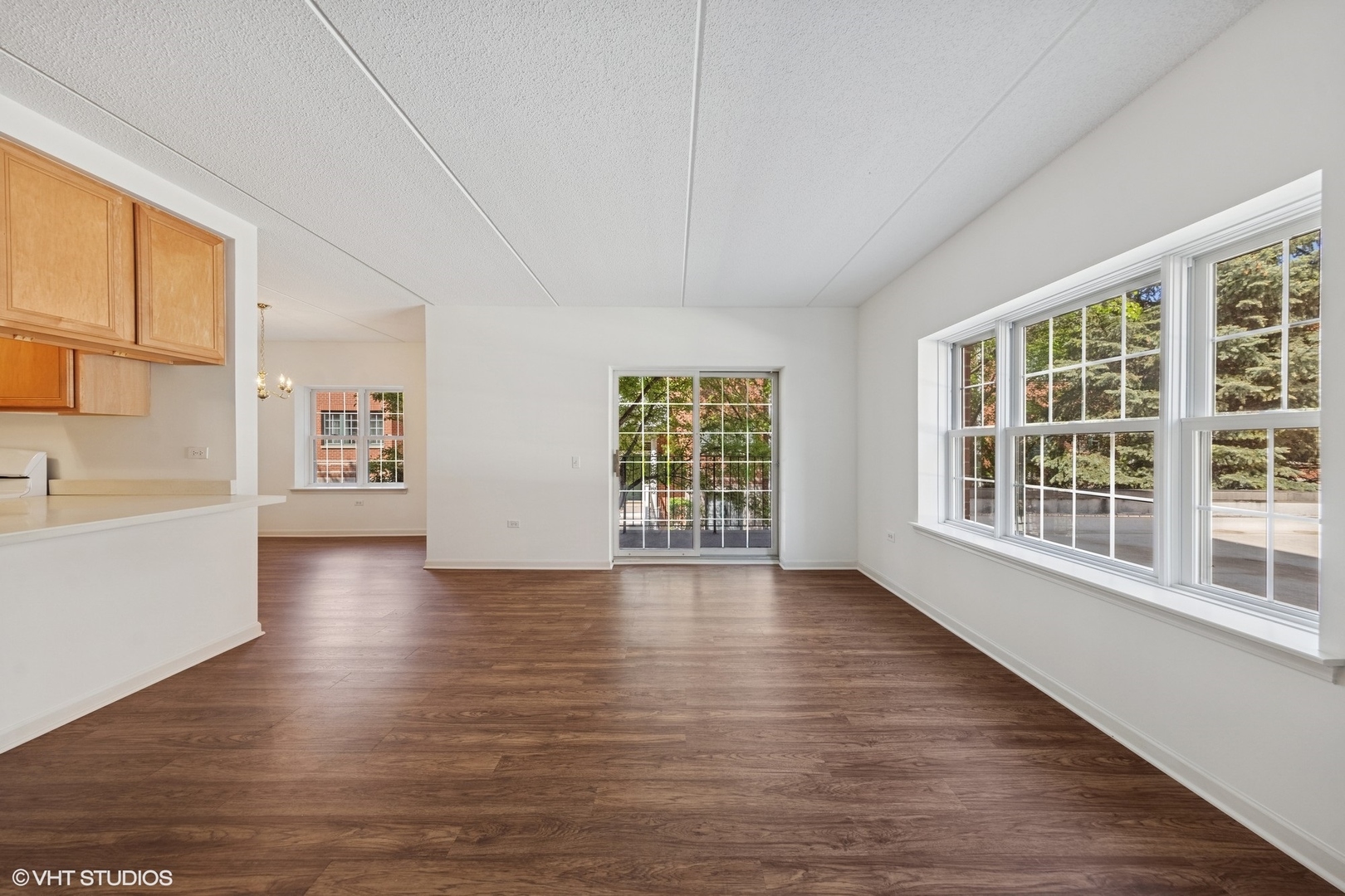 200 N Addison Avenue Unit: 204