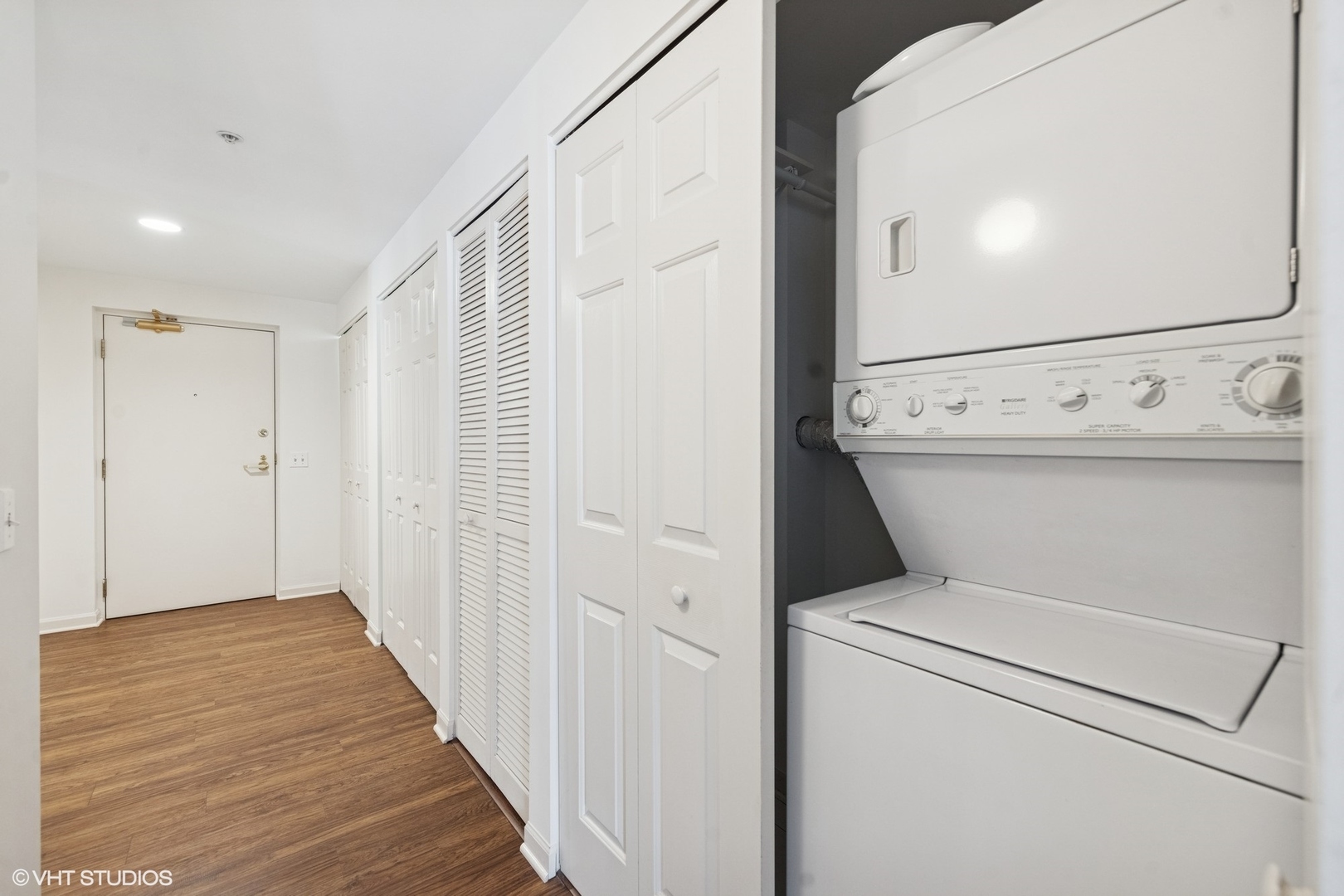200 N Addison Avenue Unit: 204
