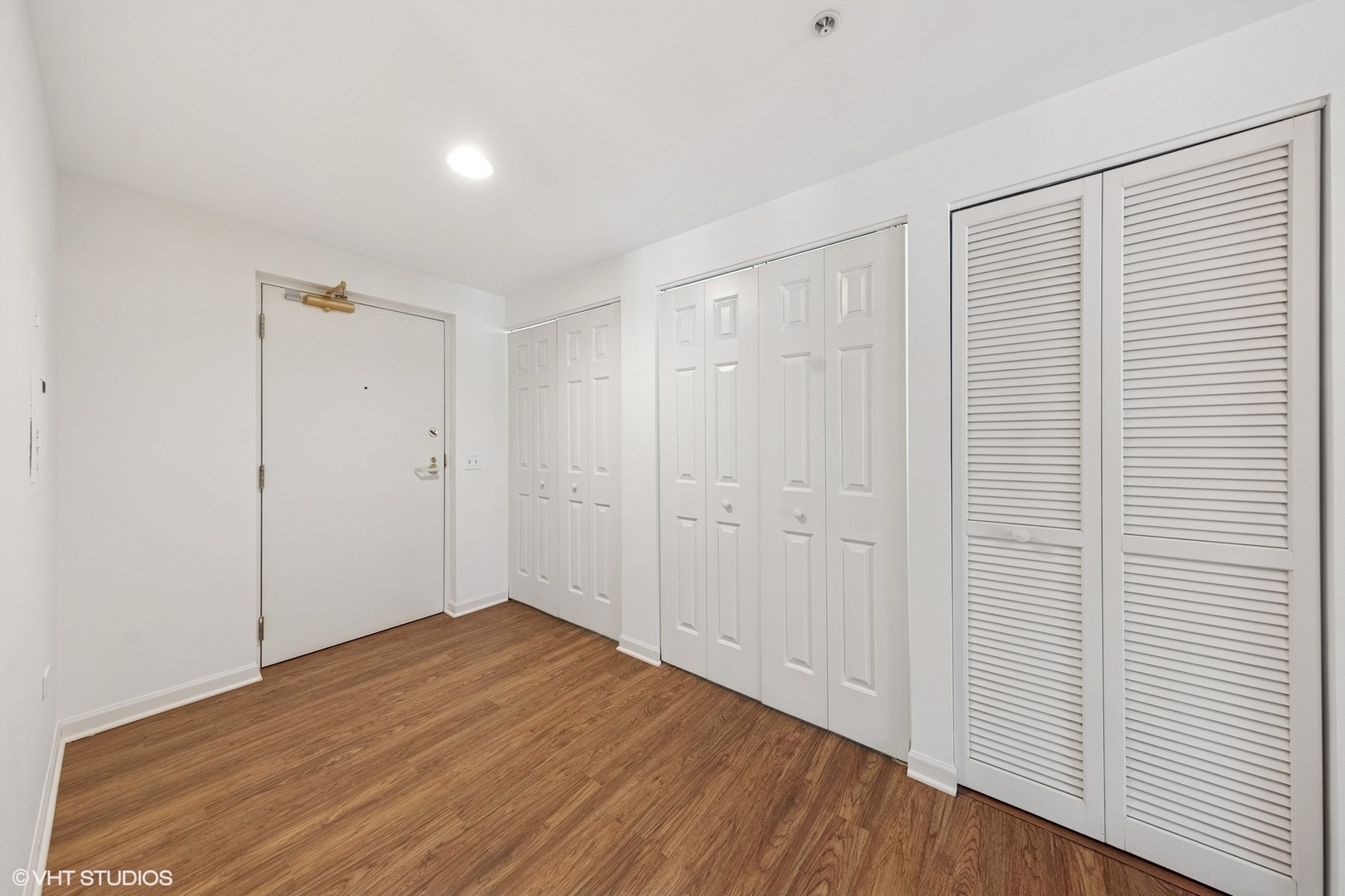 200 N Addison Avenue Unit: 204
