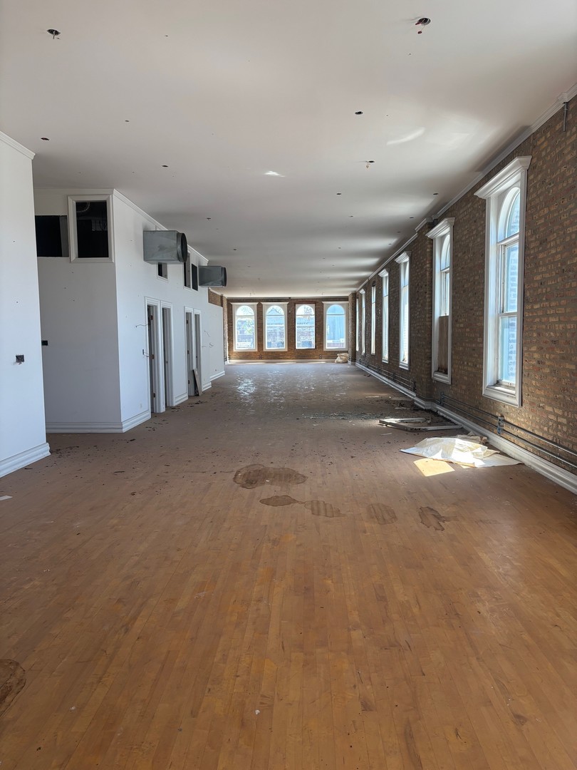 1312 W North Avenue