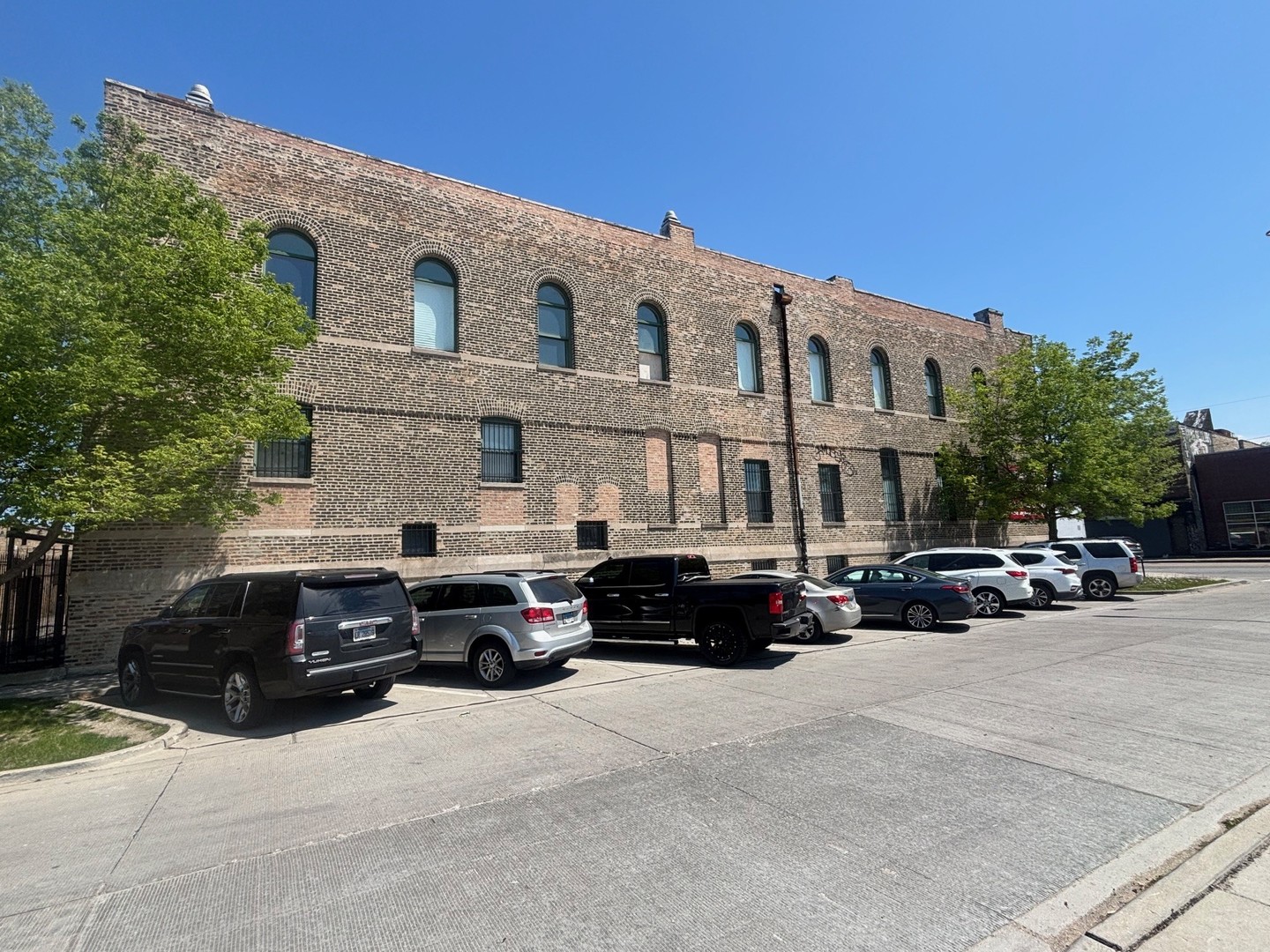 1312 W North Avenue