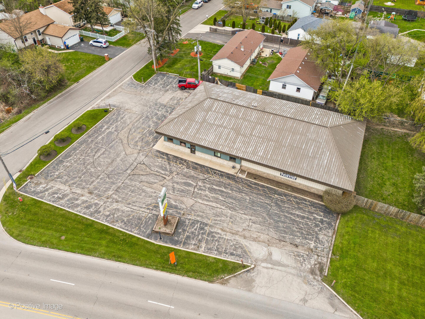 1550 Green Bay Road