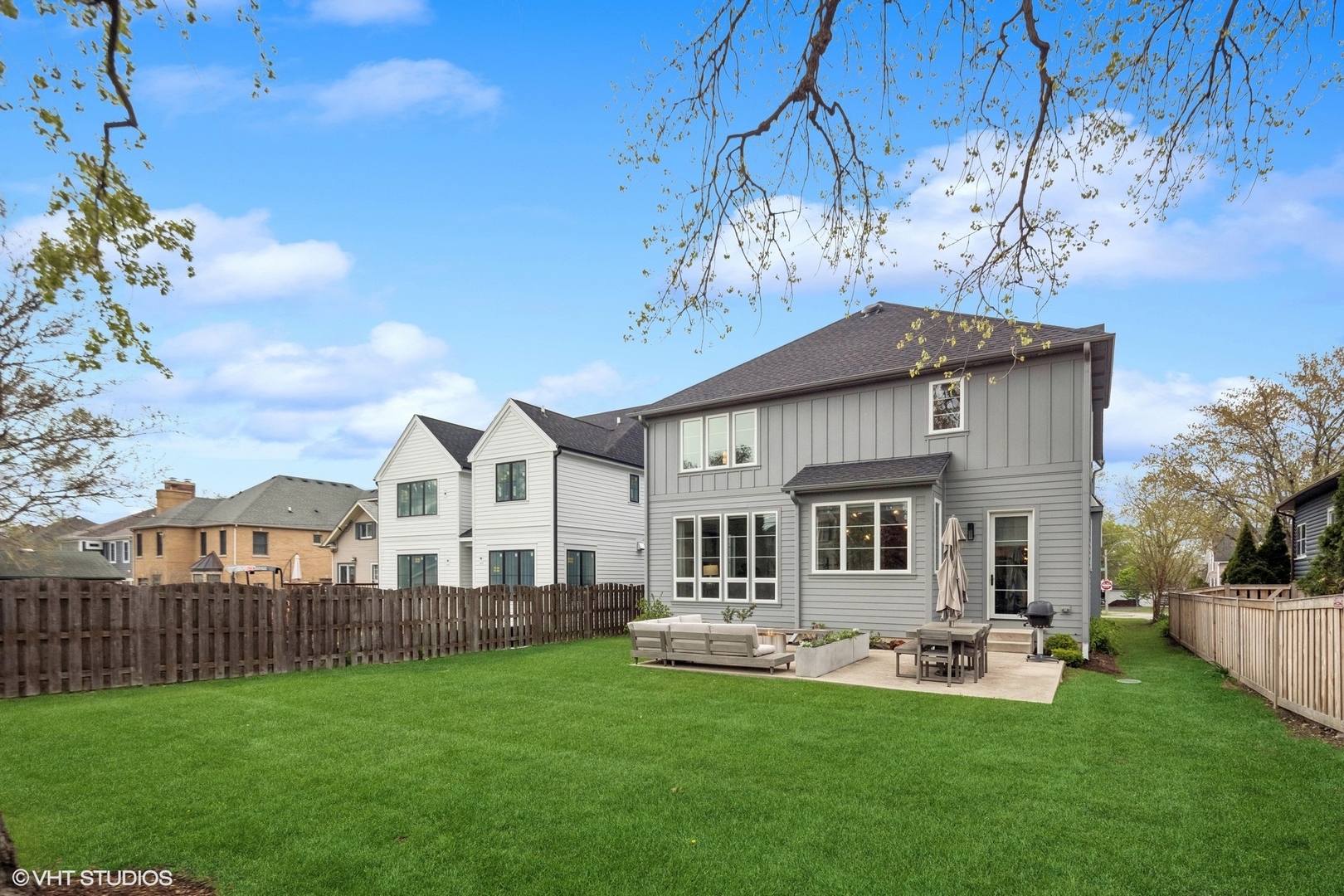 264 N Willow Road