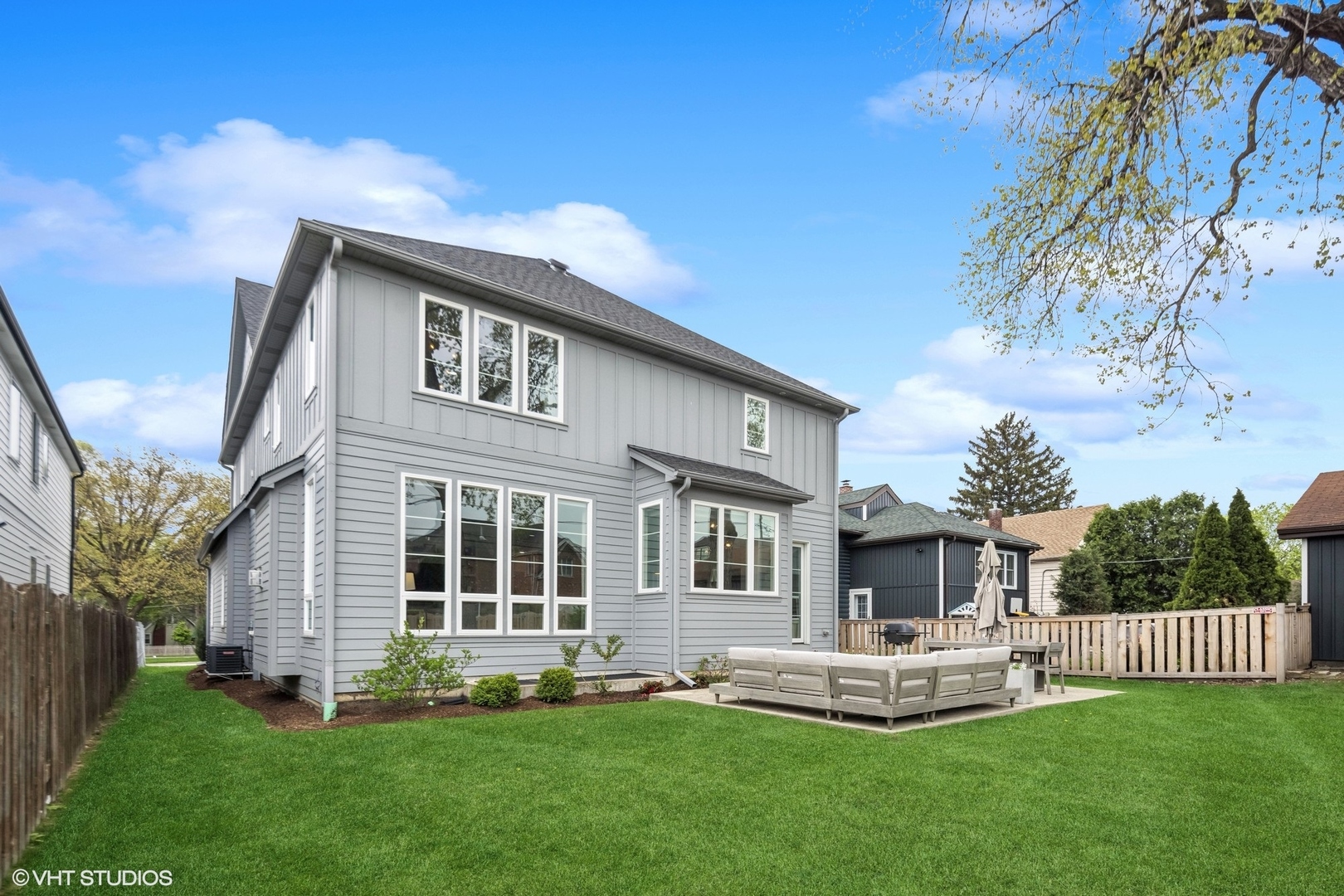 264 N Willow Road