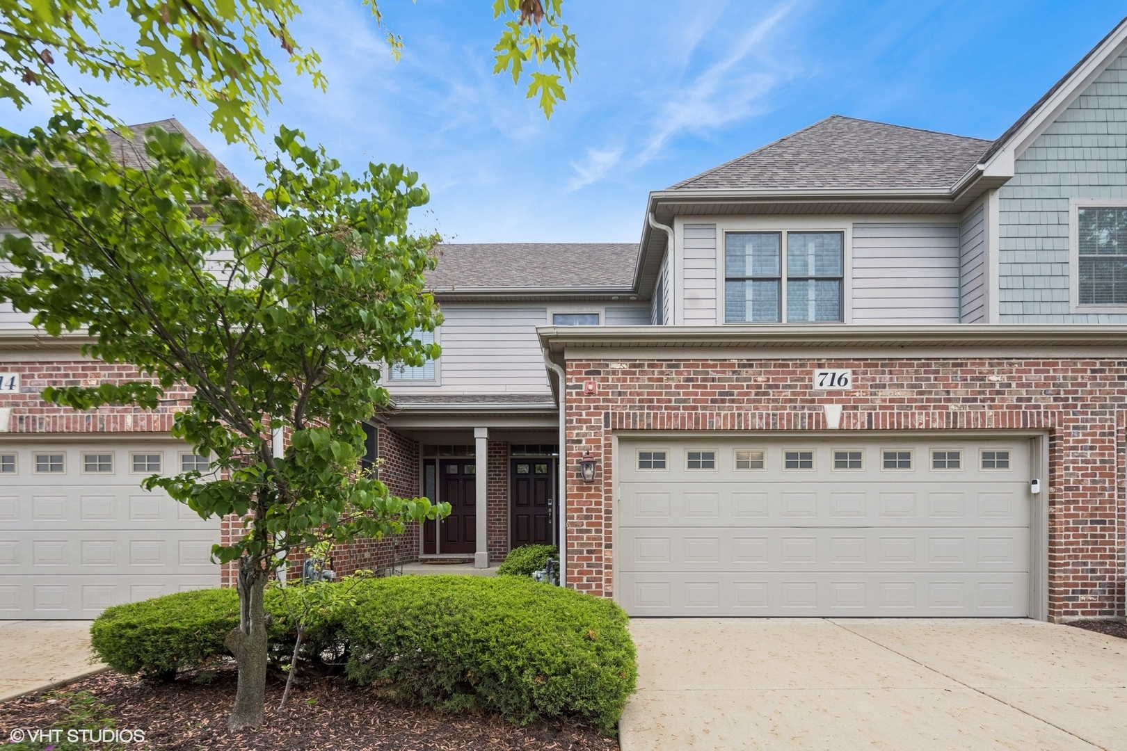 716 KINGSBROOK GLEN