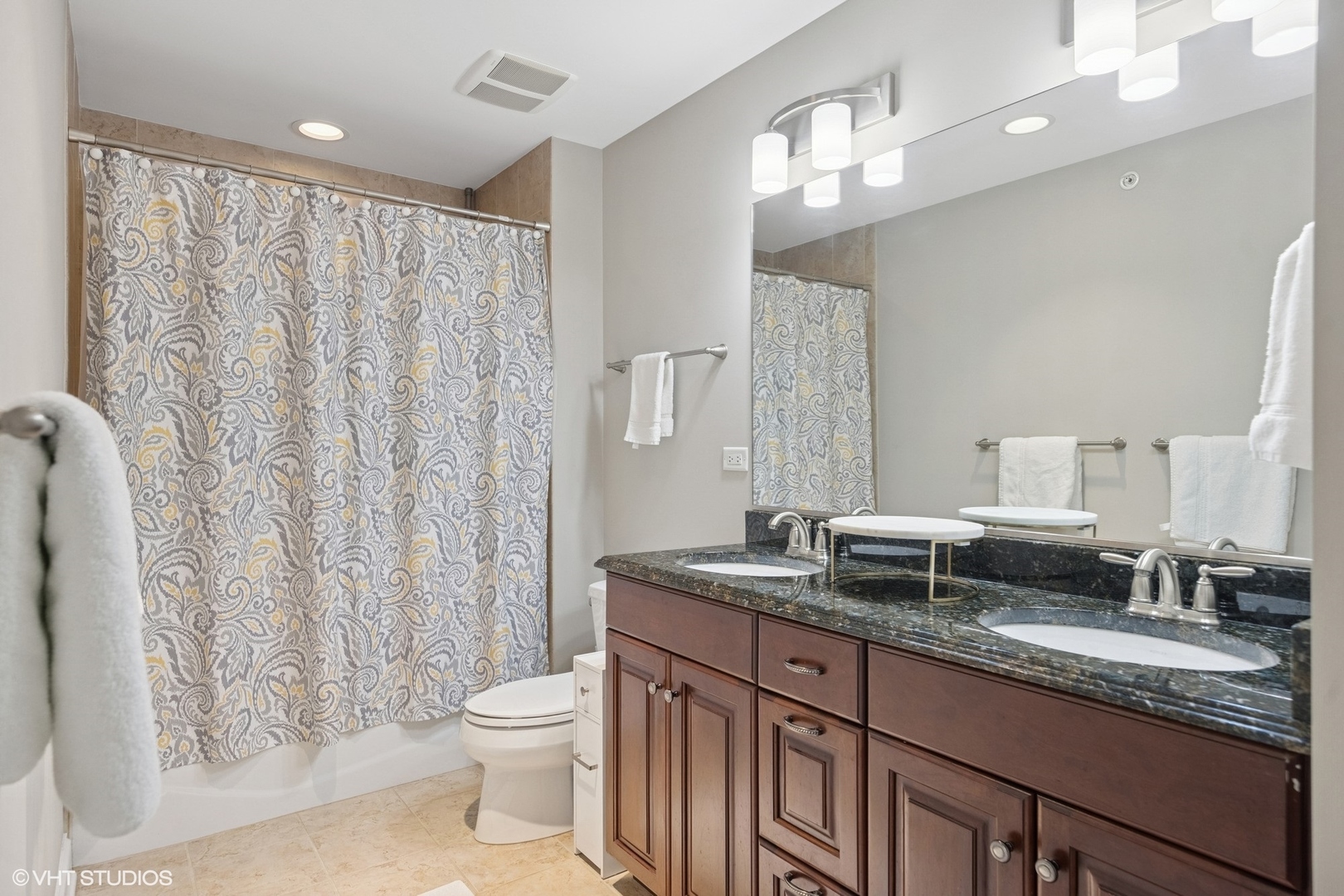 716 KINGSBROOK GLEN
