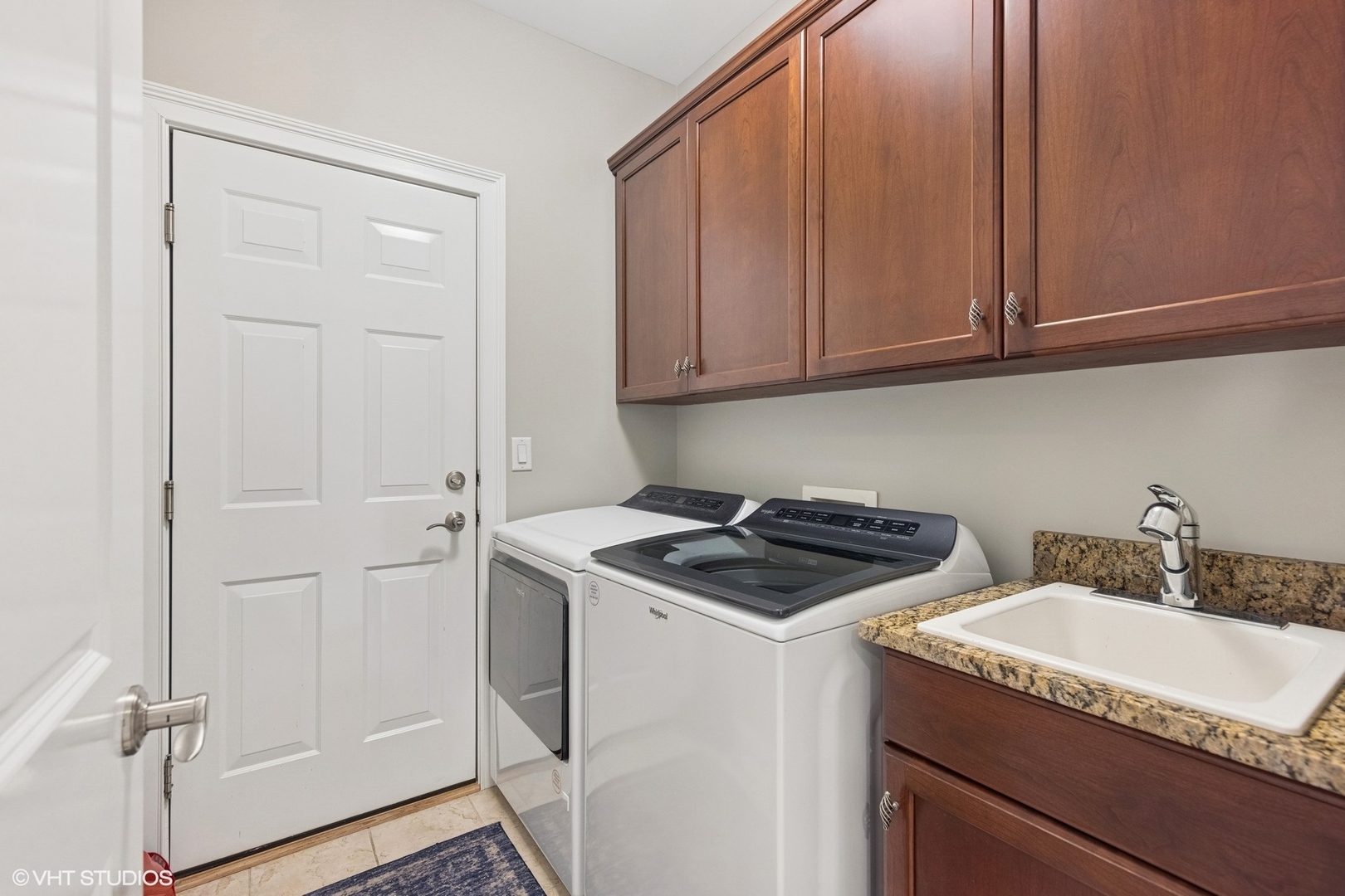 716 KINGSBROOK GLEN