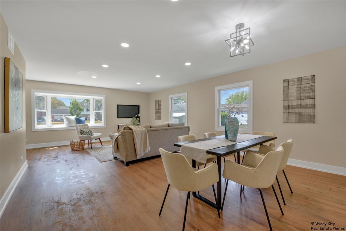 884 Greenview Avenue