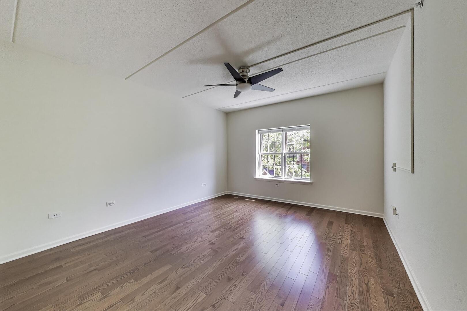 200 N Addison Avenue Unit: 306