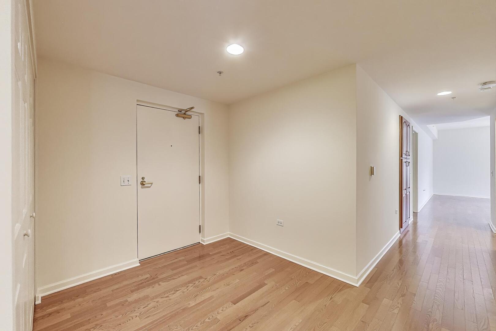200 N Addison Avenue Unit: 306