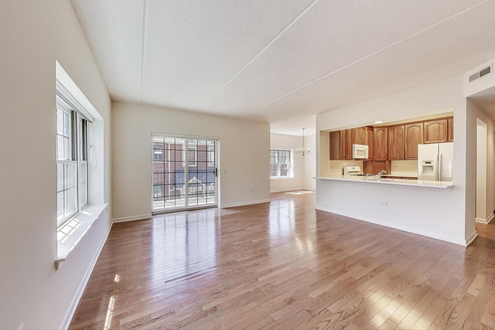 200 N Addison Avenue Unit: 306