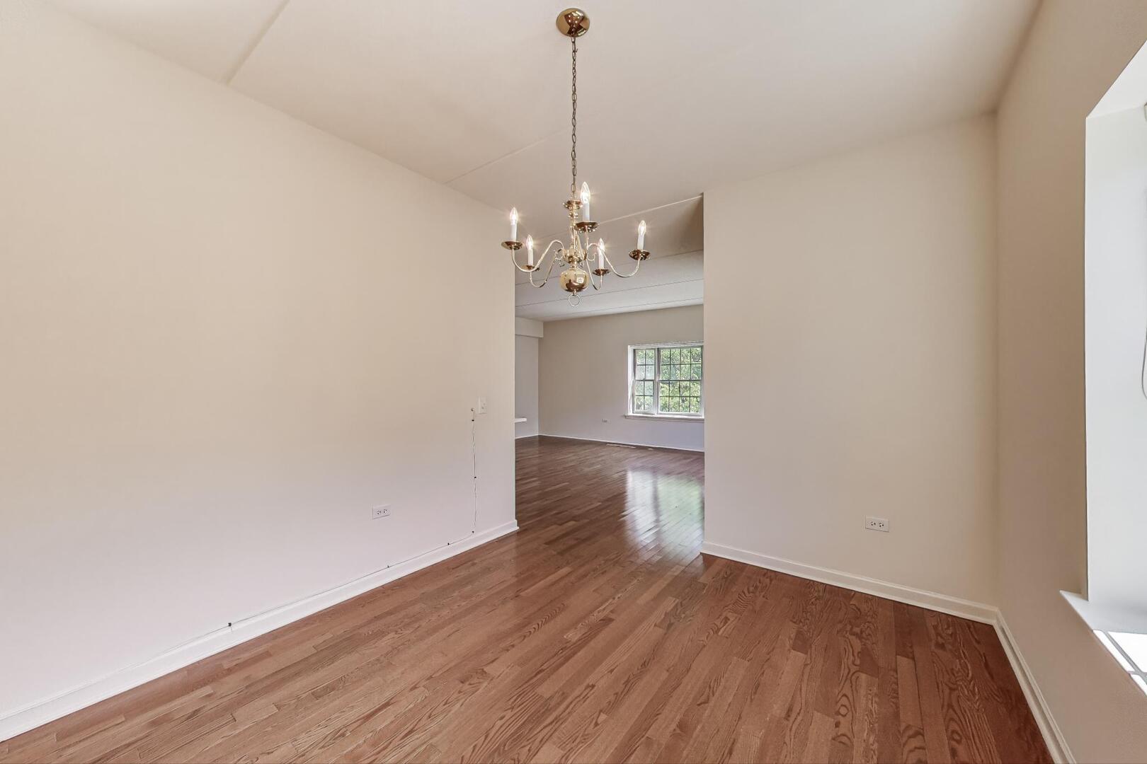 200 N Addison Avenue Unit: 306
