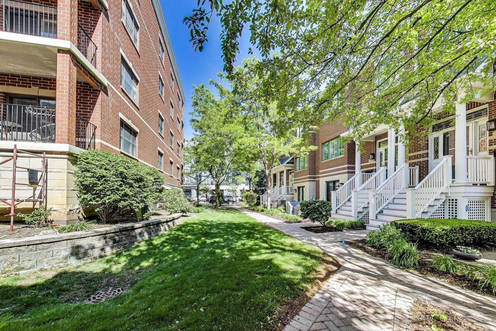 200 N Addison Avenue Unit: 306