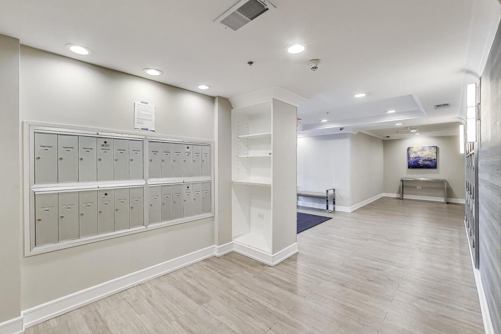 200 N Addison Avenue Unit: 306