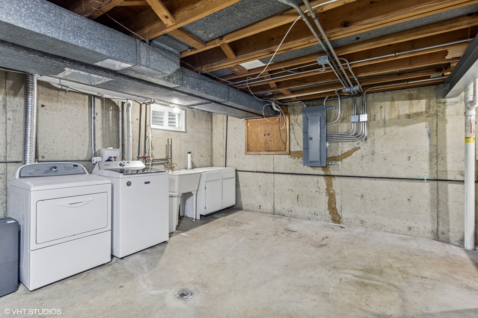 265 W Adams Street