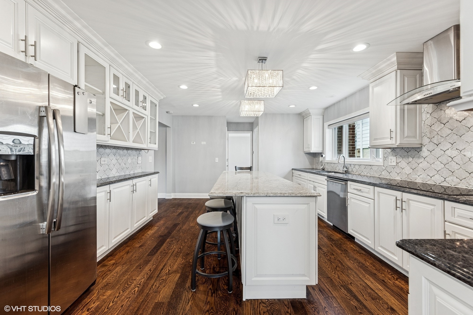 265 W Adams Street
