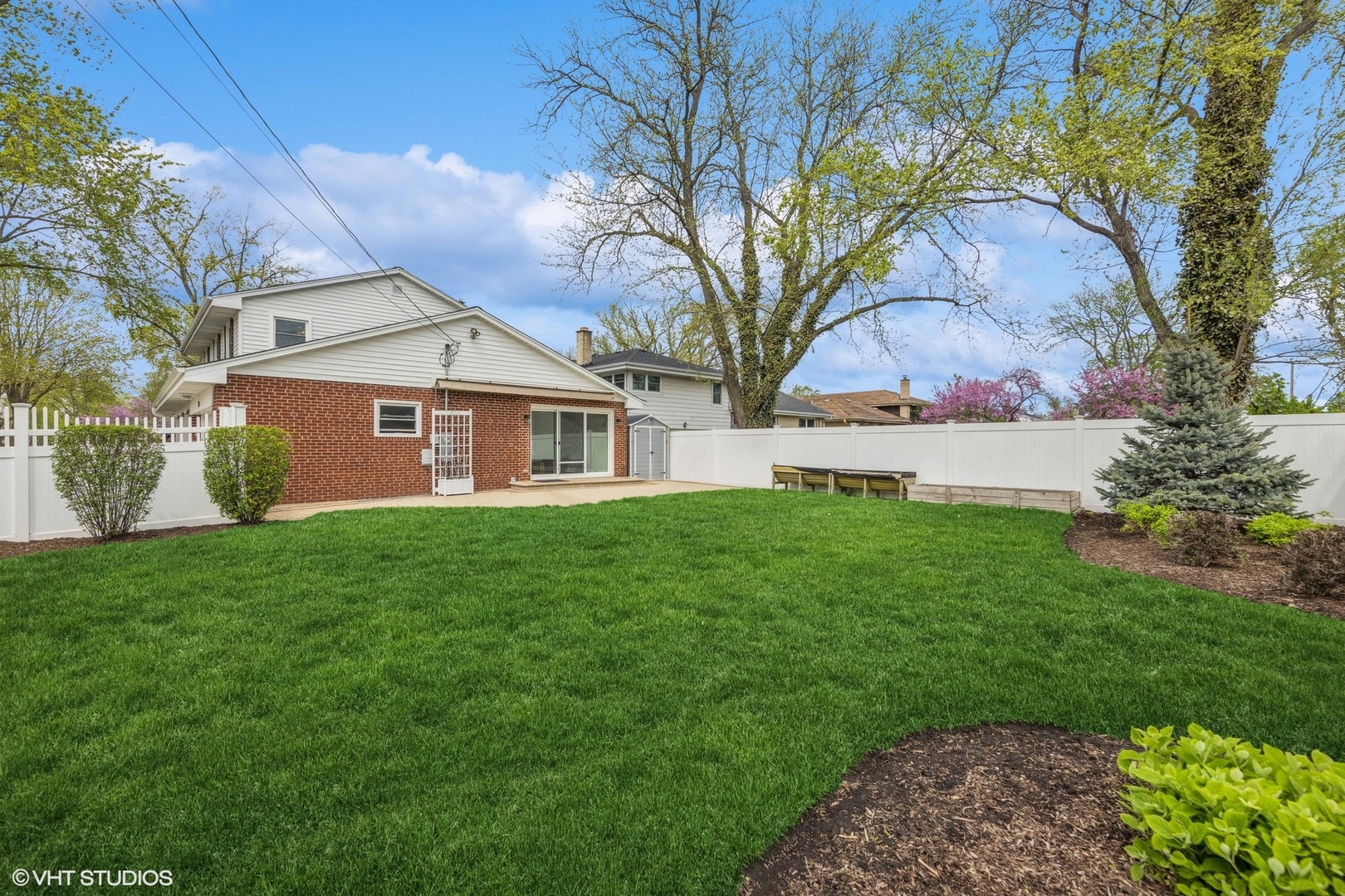 265 W Adams Street