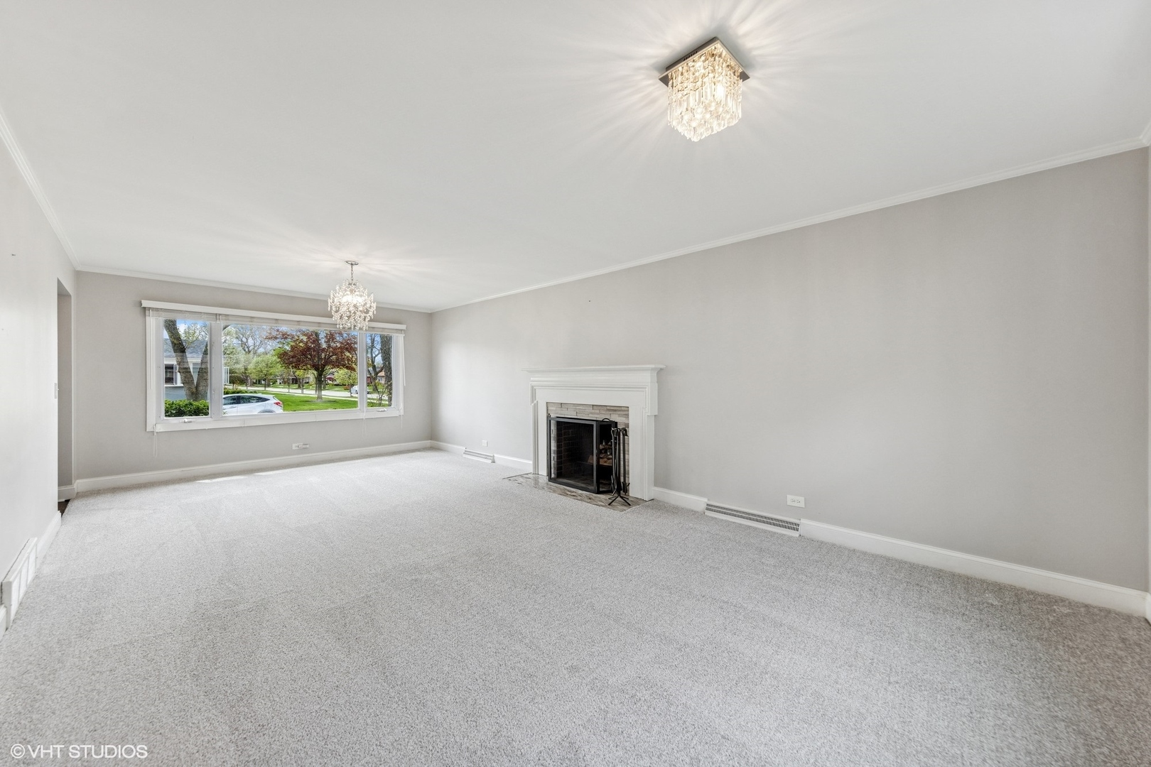 265 W Adams Street