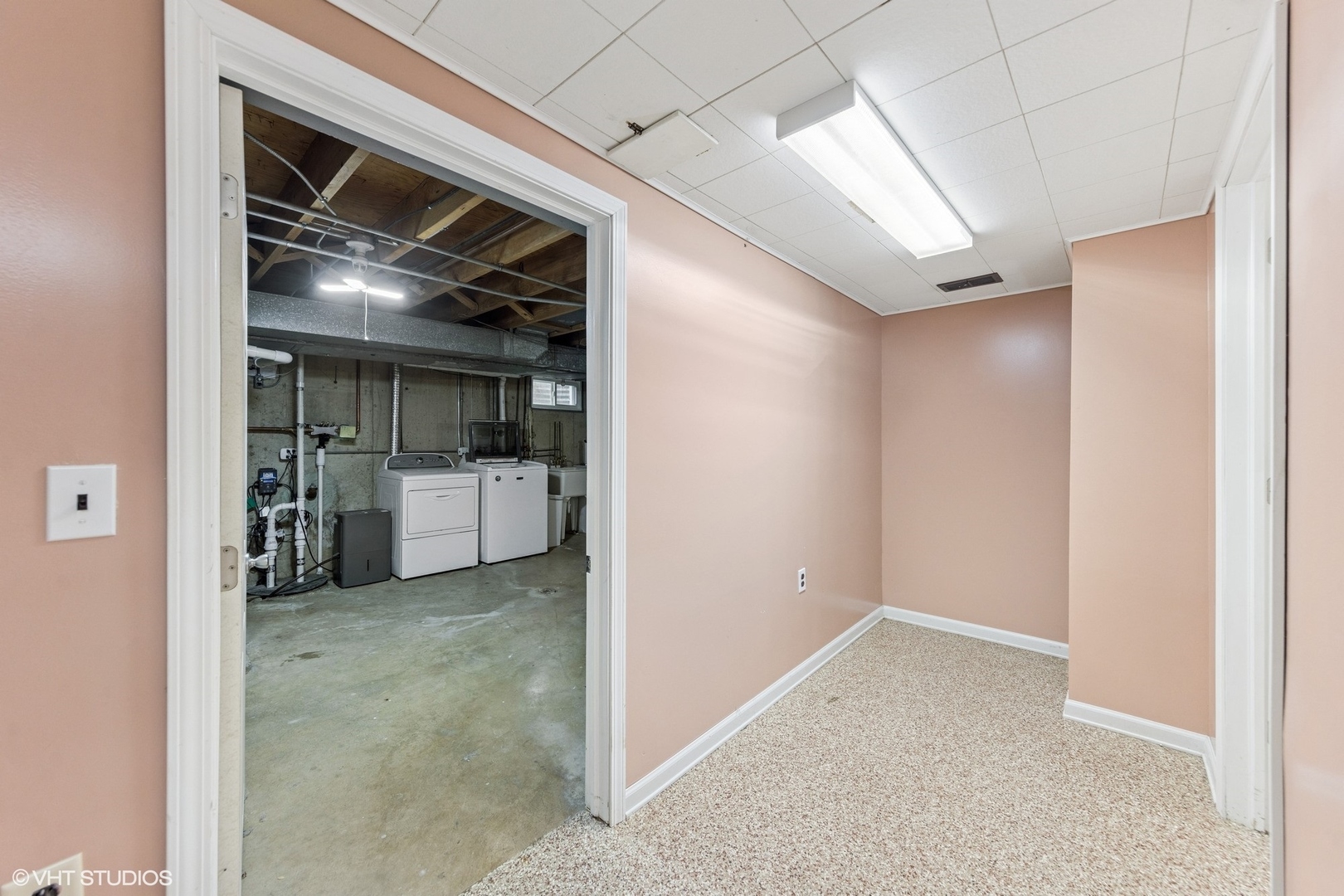 265 W Adams Street