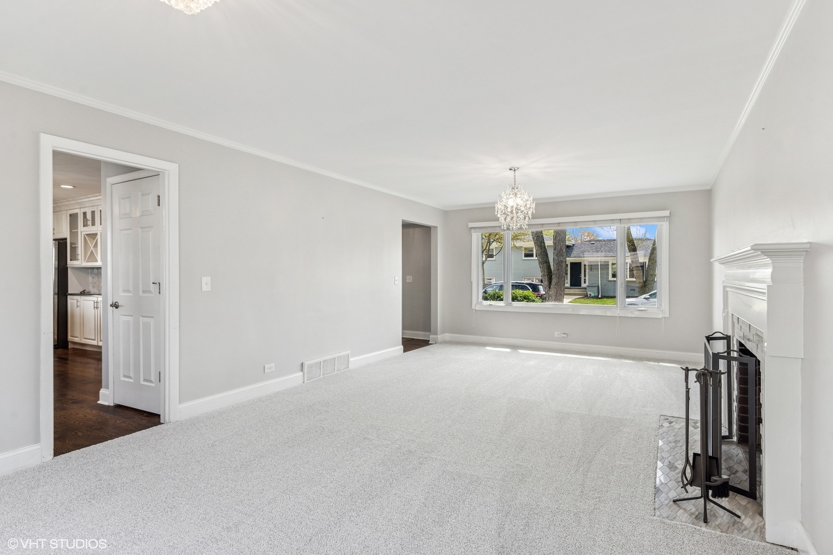 265 W Adams Street