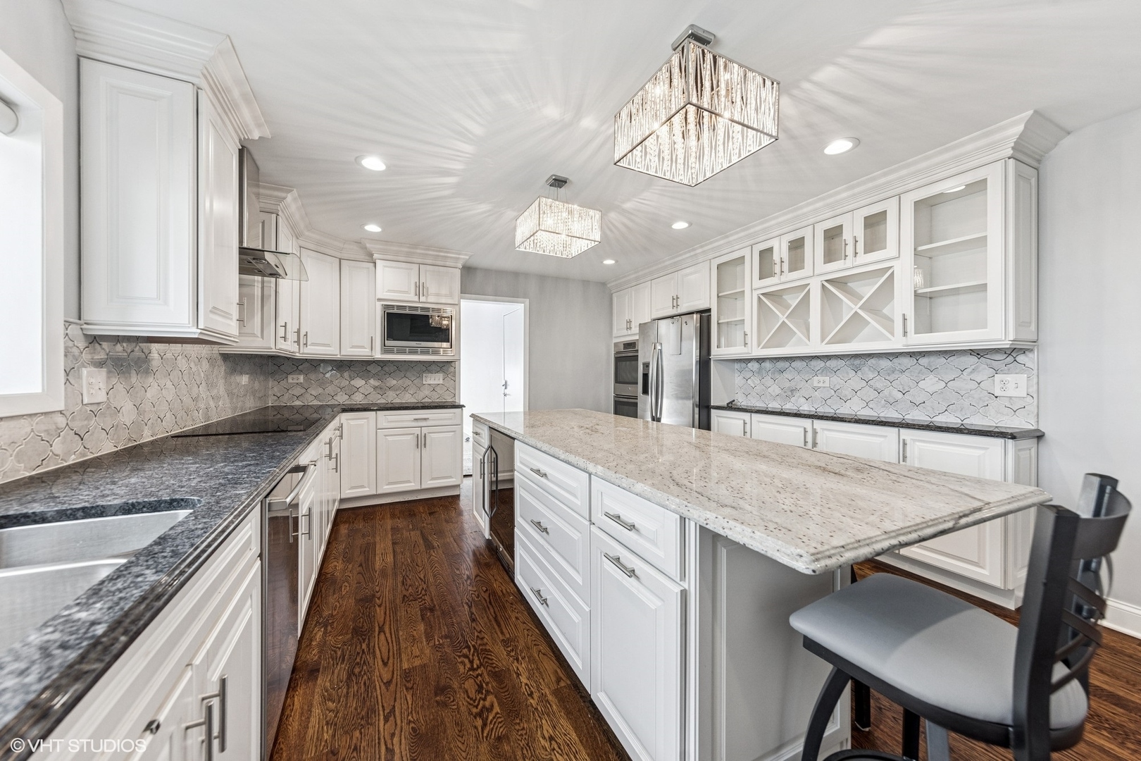 265 W Adams Street
