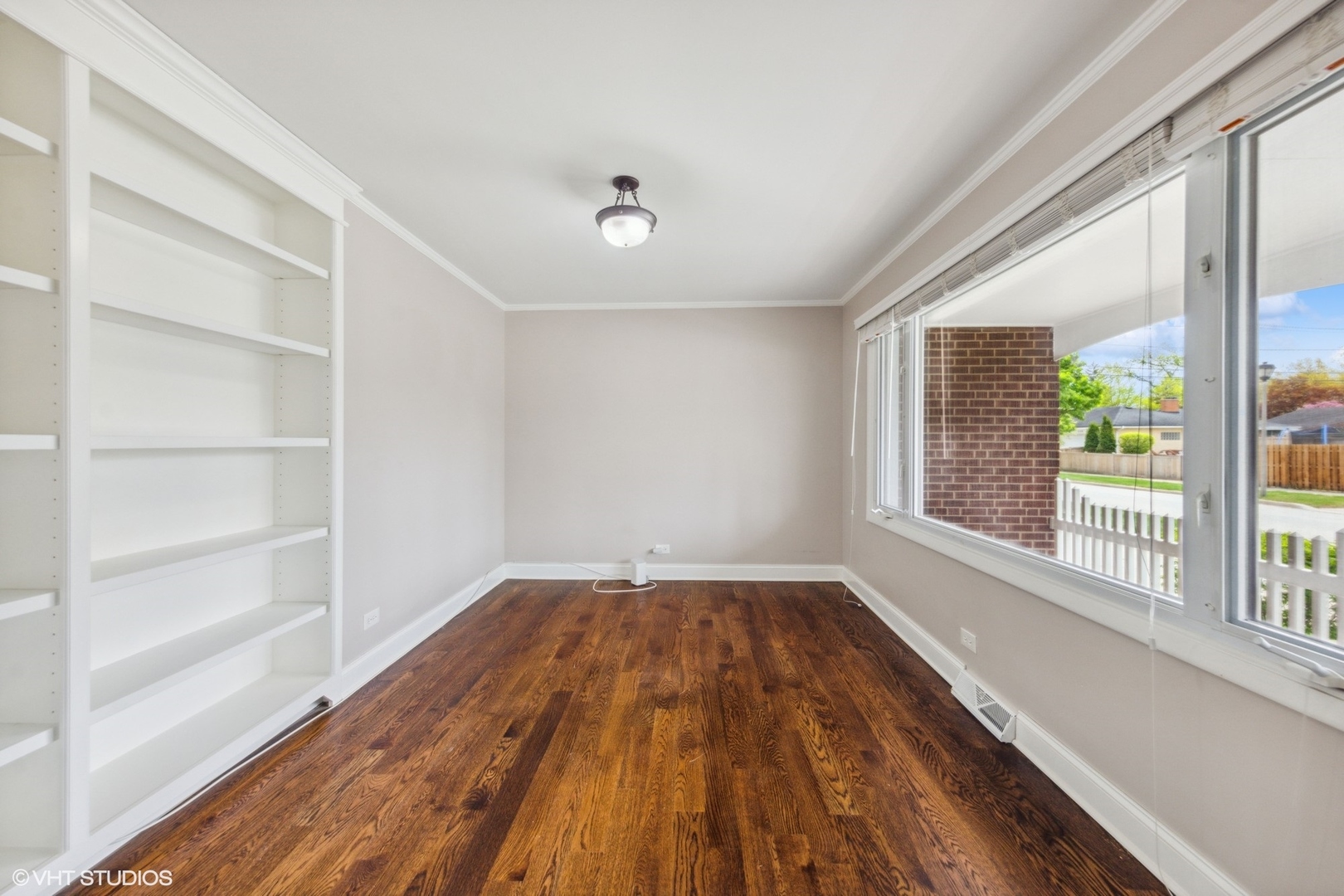 265 W Adams Street