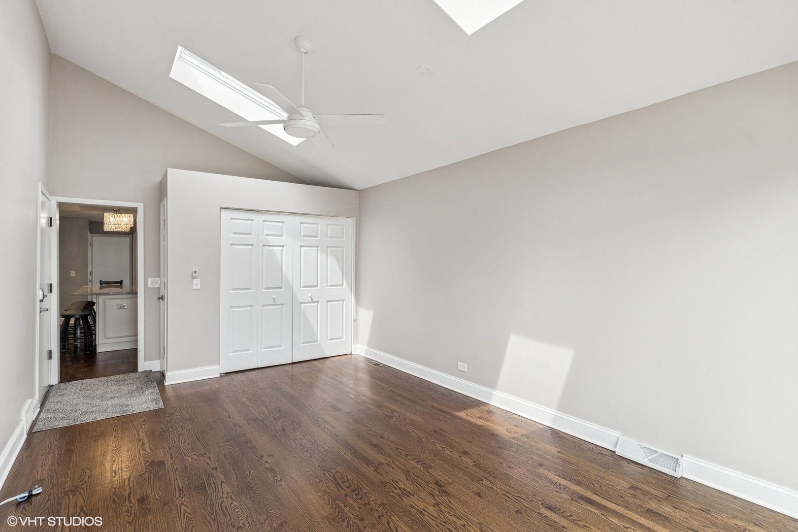 265 W Adams Street