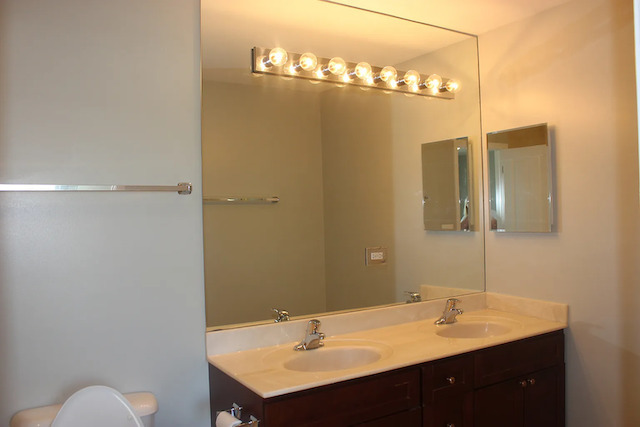 2417 N 75th Avenue Unit: D
