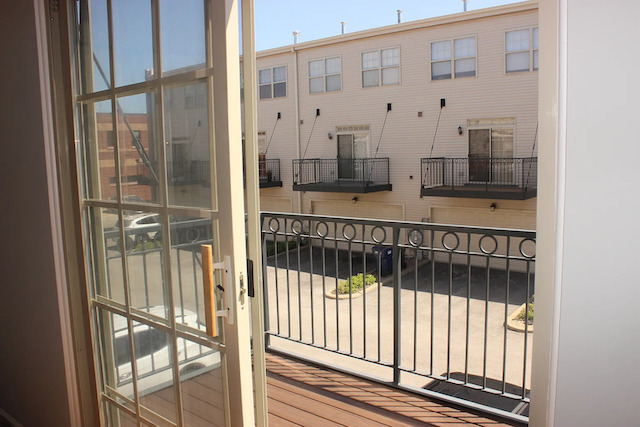 2417 N 75th Avenue Unit: D