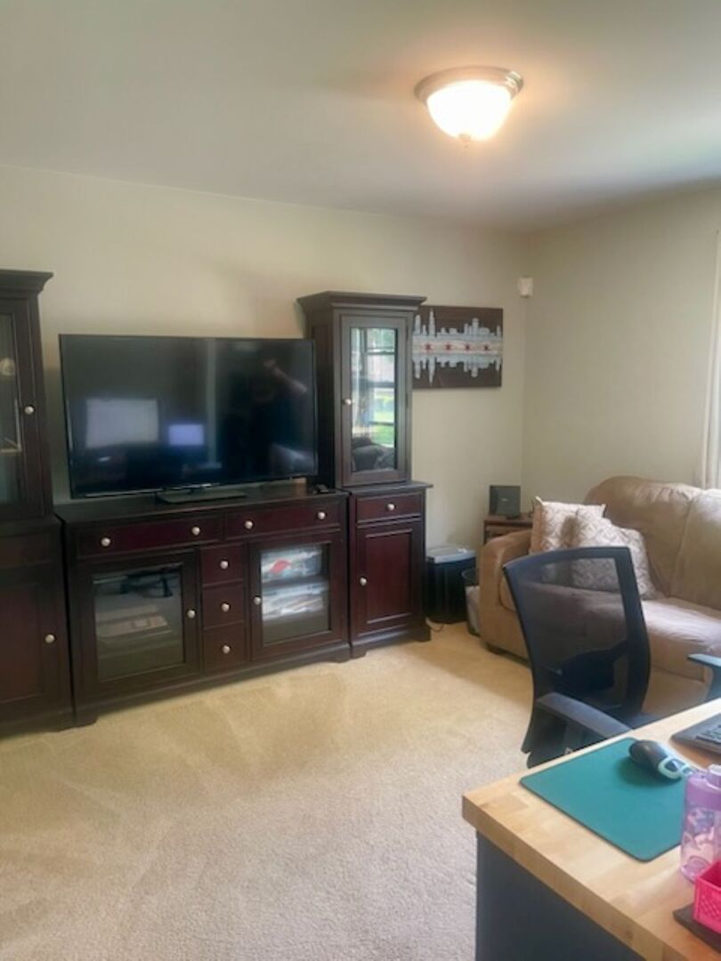 2417 N 75th Avenue Unit: D
