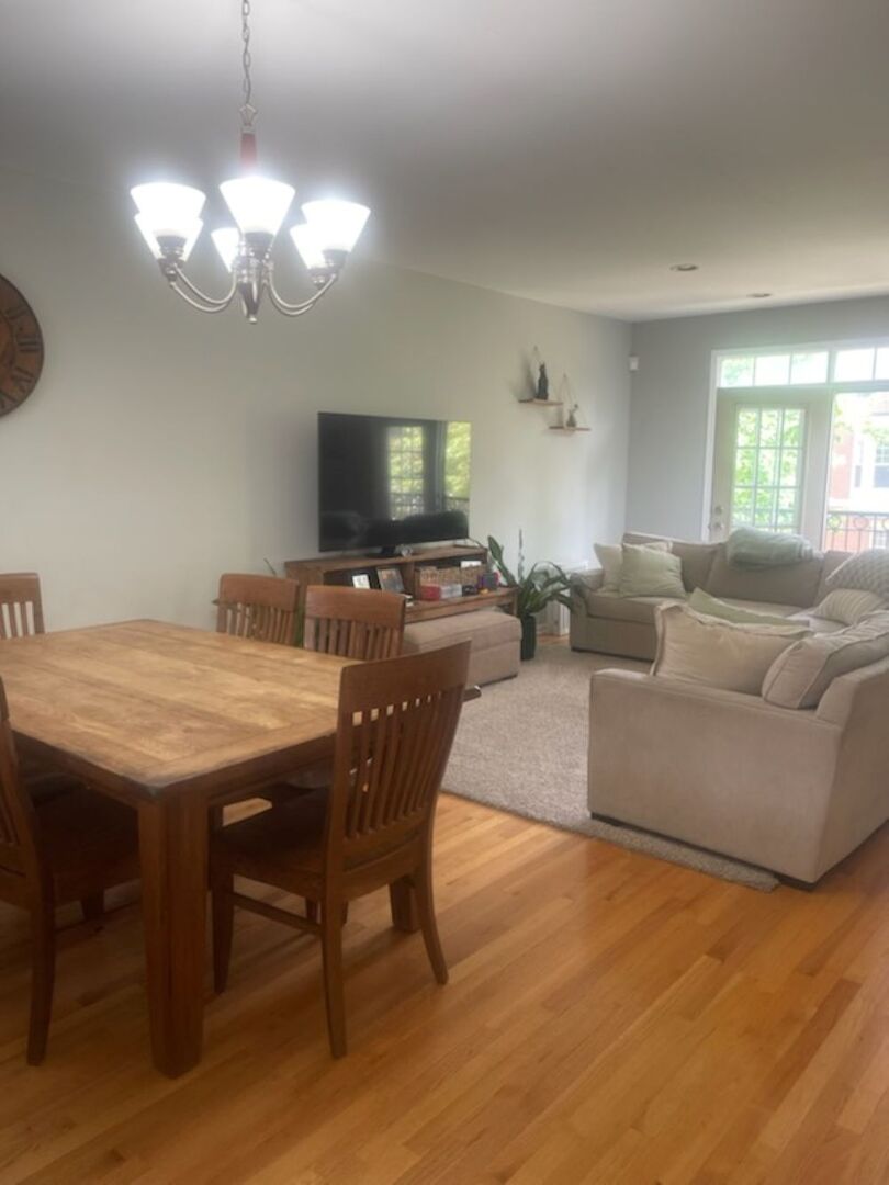 2417 N 75th Avenue Unit: D